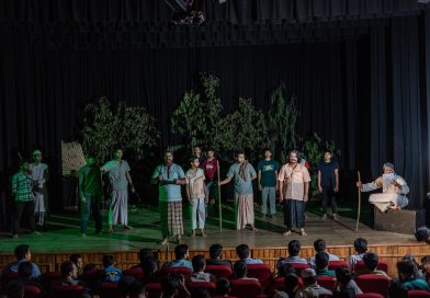 চট্টগ্রামের দন্ত্য-ন থিয়েটারের আয়োজনে মঞ্চায়িত হলো শিশুতোষ নাটক “নতুন ভোর”